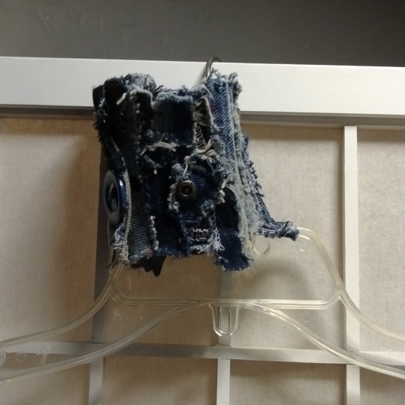 Zipper denim choker with matching zipper denim bracelet. - Picture 7 of 10